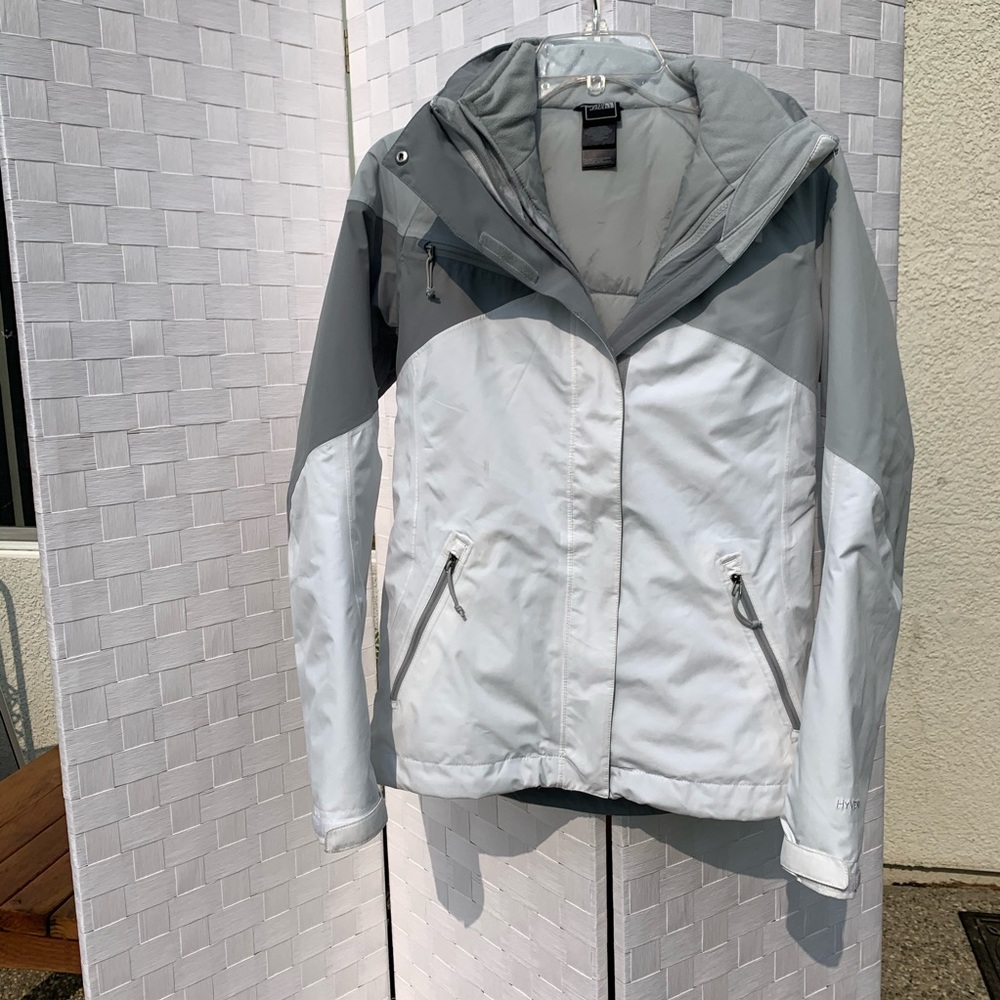 The North Face Lined Hooded Heavy Snow Jacket